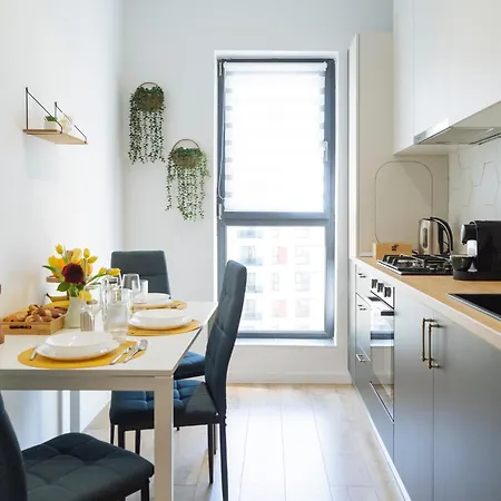 Apartamento Blue Dream Plaza With Parking *