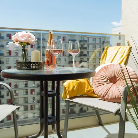 Blue Dream Plaza With Parking Bucarest