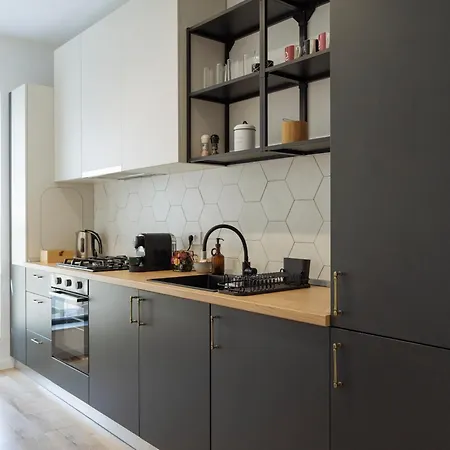 Blue Dream Plaza With Parking