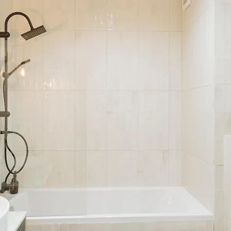 Blue Dream Plaza With Parking Apartamento *