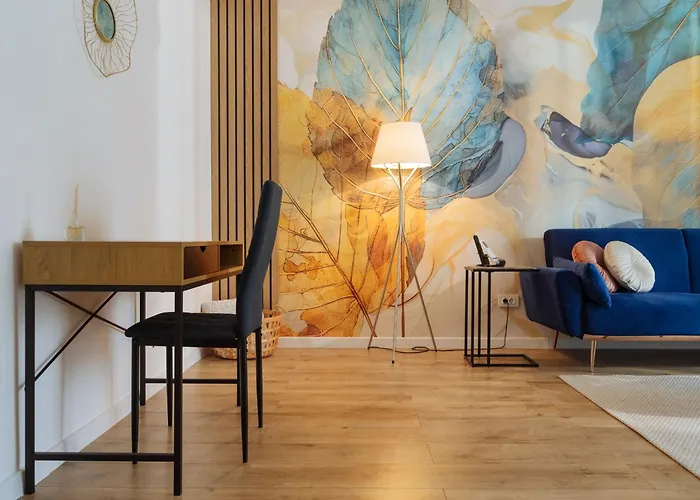 Blue Dream Plaza With Parking *