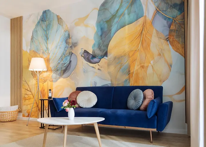 Blue Dream Plaza With Parking