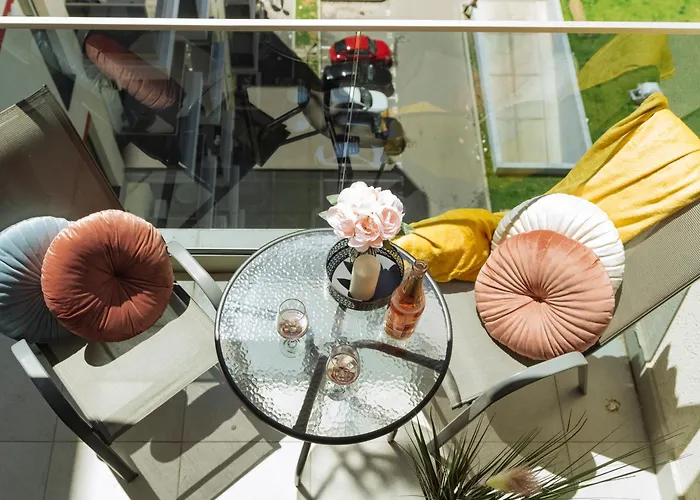 Blue Dream Plaza With Parking Апартаменти *