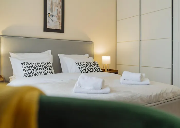 Blue Dream Plaza With Parking Apartament Bucureşti