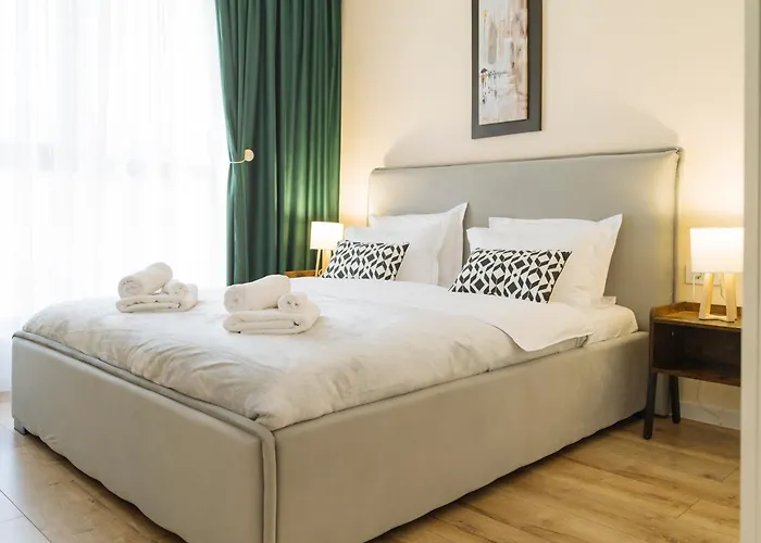 Apartamento Blue Dream Plaza With Parking *