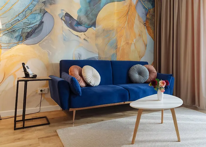 Blue Dream Plaza With Parking Apartamento