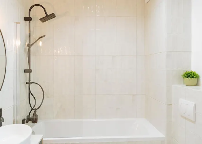 Blue Dream Plaza With Parking Apartamento *