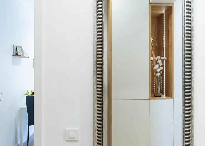 Blue Dream Plaza With Parking شقة